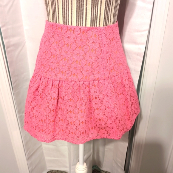Lilly Pulitzer Dresses & Skirts - NWT Lilly Pulitzer Hotty Pink Petal Pusher Lace Skirt Size 8‎